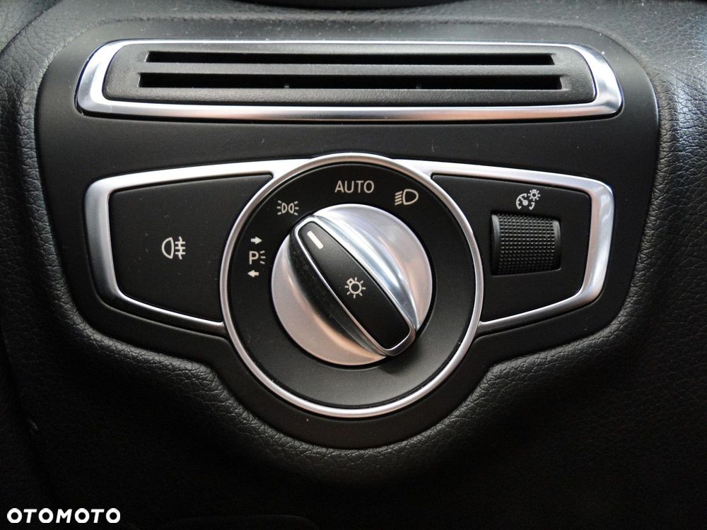 Mercedes-Benz Klasa C - 23