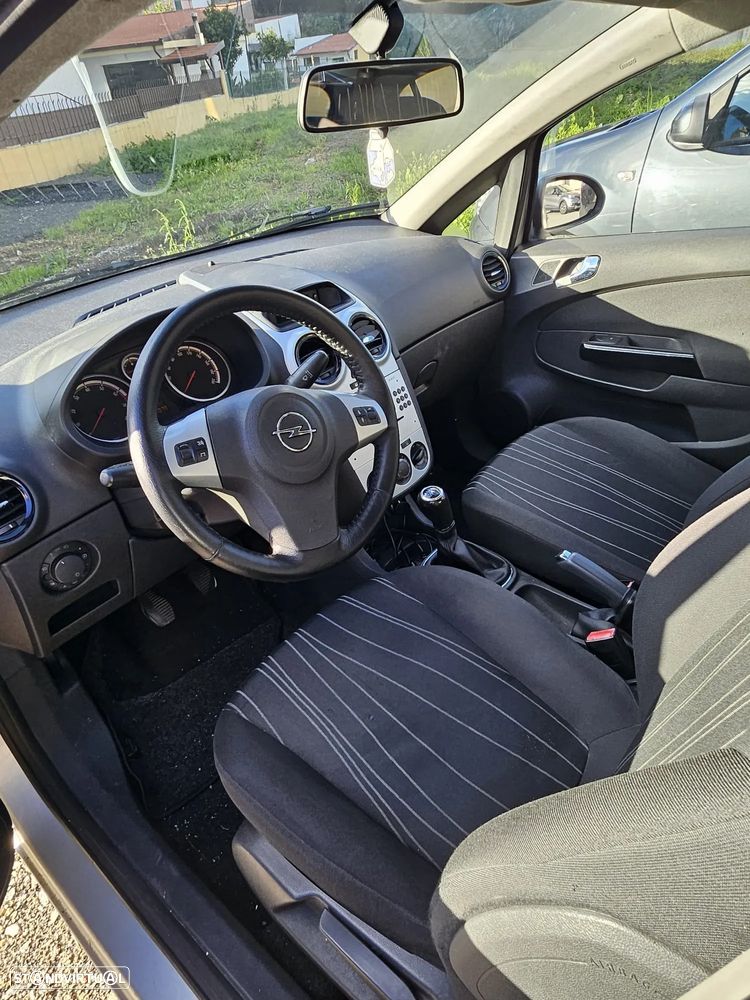 Opel Corsa 1.2 Enjoy - 8