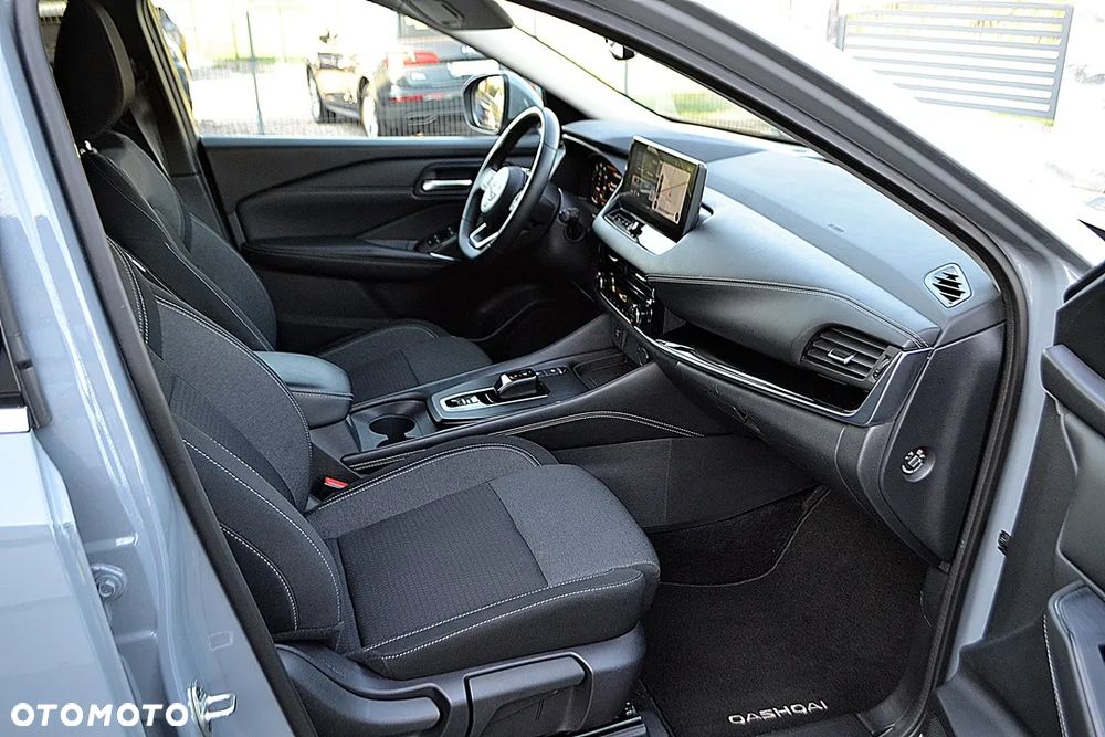 Nissan Qashqai ver-1-6-t--gdi-hev-smart-2wd - 17