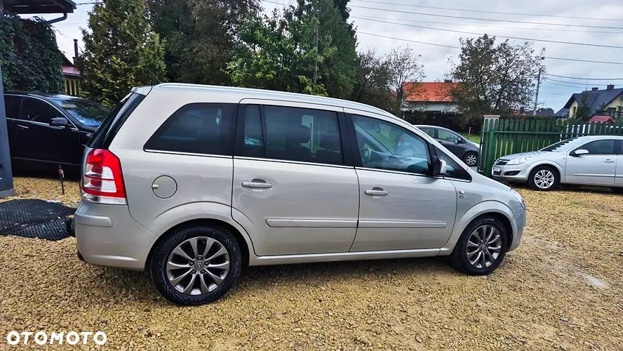 Opel Zafira 1.8 Cosmo EasyTronic EU5 - 13