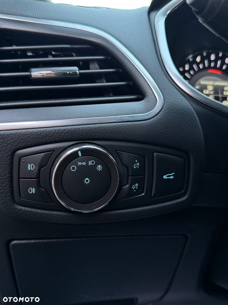 Ford S-Max 2.0 EcoBlue Titanium - 31