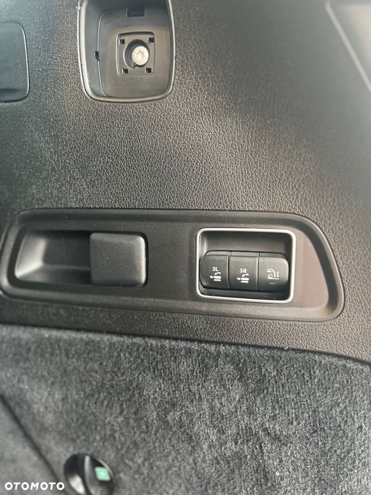 Mercedes-Benz GLS - 40