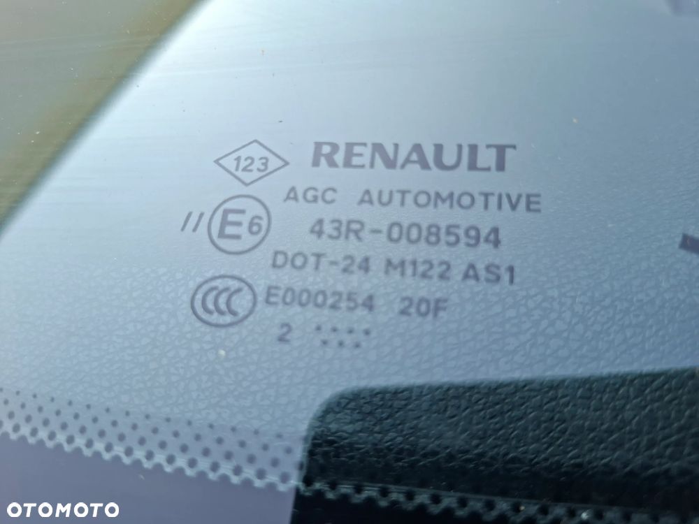 Renault Laguna dCi 150 FAP Start-Stop GT - 11