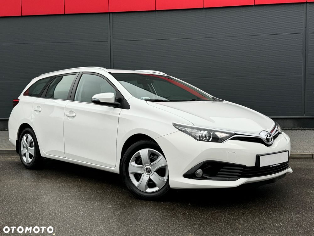 Toyota Auris 1.6 Comfort - 2