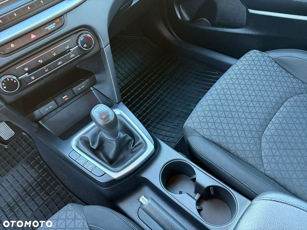 Kia Ceed - 17