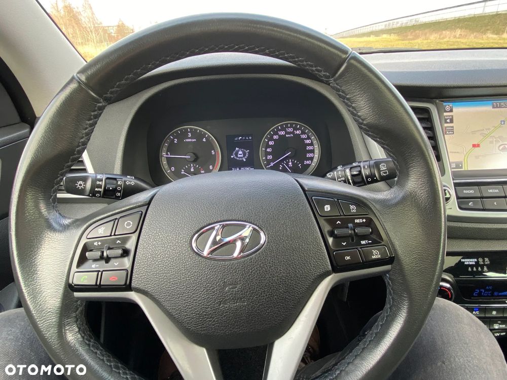 Hyundai Tucson 1.7 CRDI BlueDrive Comfort 2WD - 23