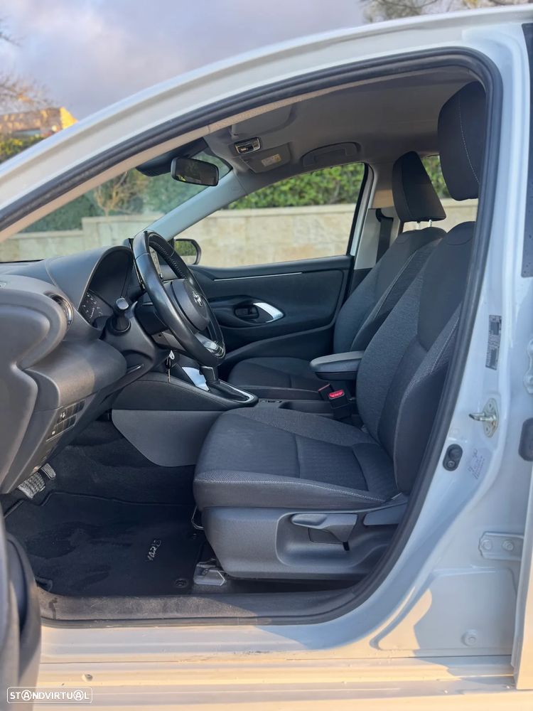 Toyota Yaris 1.5 HDF Comfort - 13