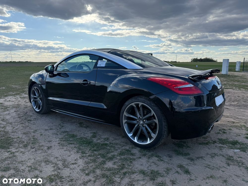 Peugeot RCZ 2.0 HDi FAP 160 Red Carbon - 28