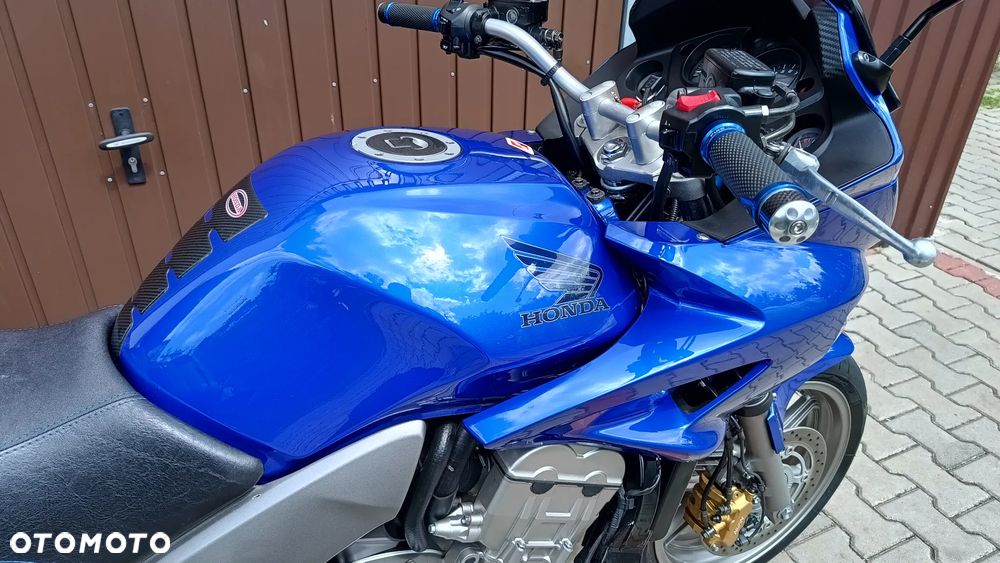 Honda CBF - 15