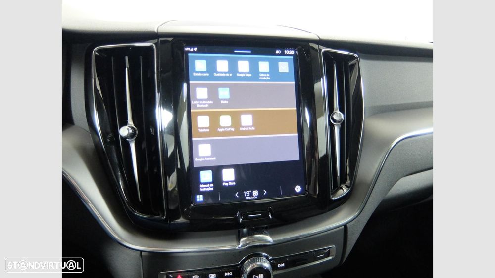 Volvo XC 60 2.0 T6 PHEV Core AWD - 24