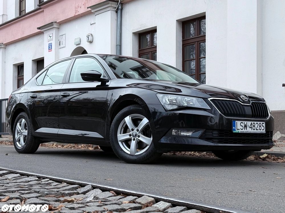 Skoda Superb - 1