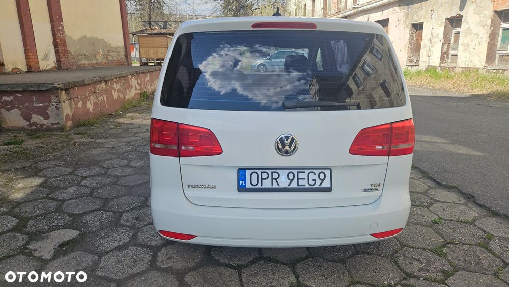 Volkswagen Touran 1.6 TDI DPF BlueMotion Technology Highline - 20