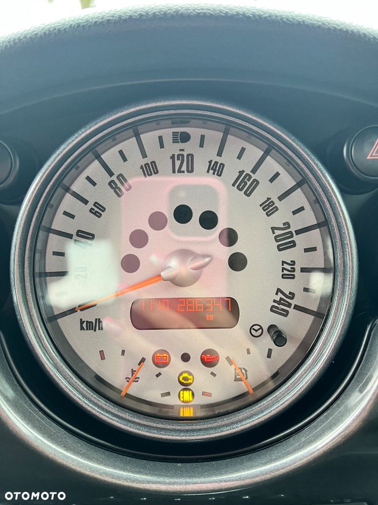 MINI Cooper Standard - 10