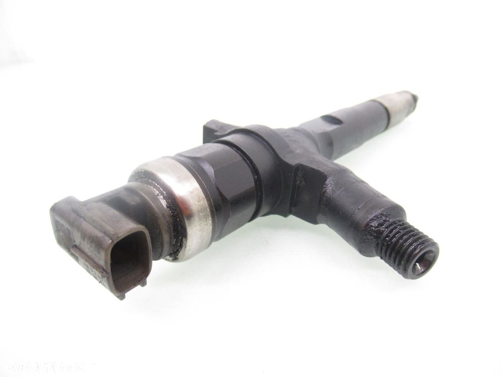 WTRYSKIWACZ OPEL VECTRA C 3.0 CDTI 0800 - 4
