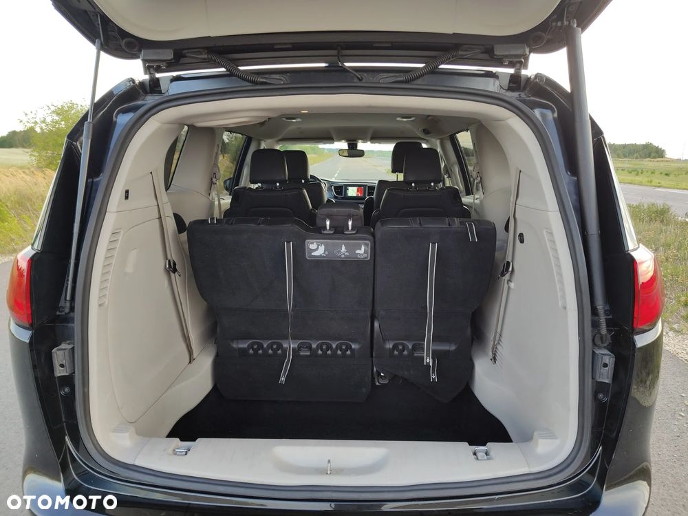 Chrysler Pacifica - 30