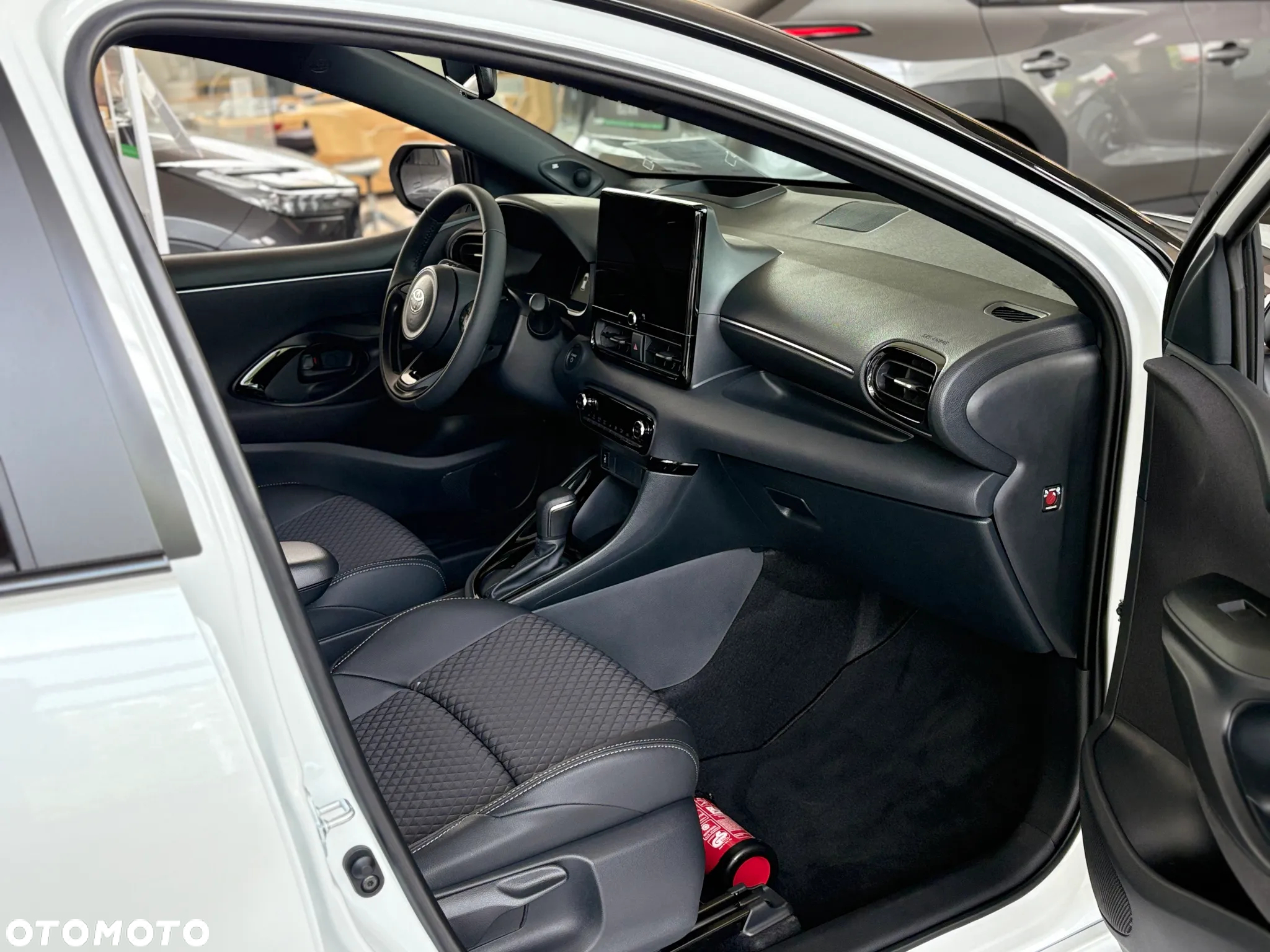 Toyota Yaris Hybrid 1.5 Executive - 8