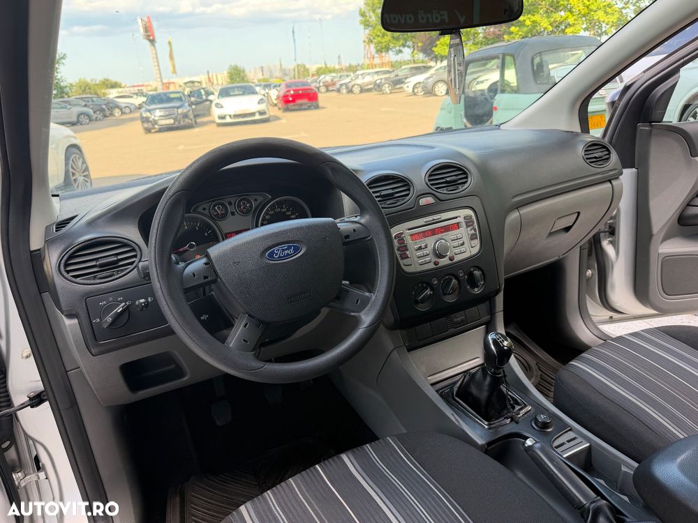Ford Focus 1.6 Ti-VCT Anniversary - 8