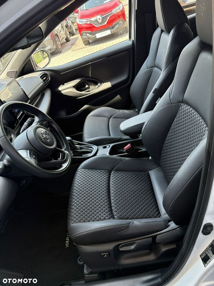 Toyota Yaris - 17