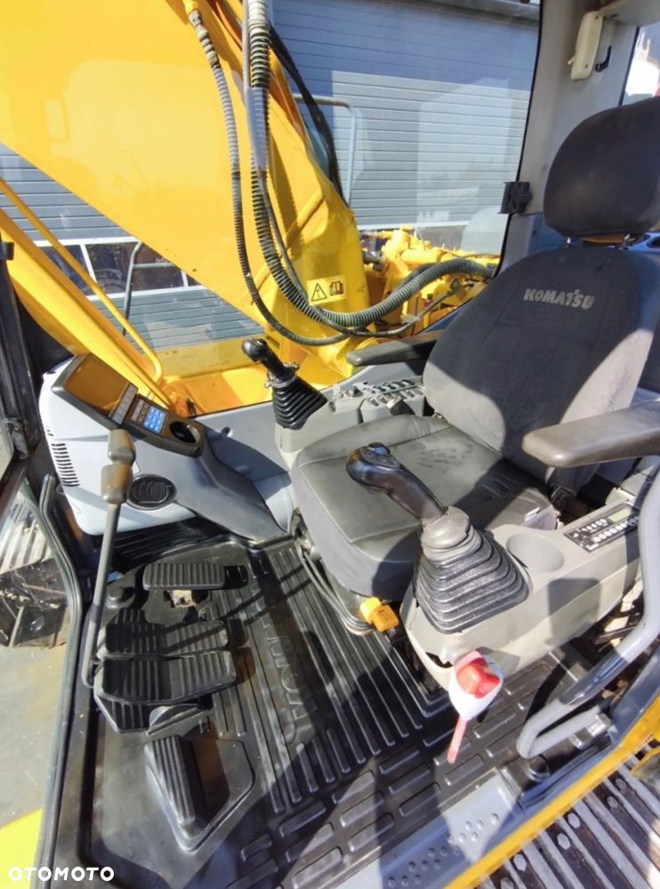Komatsu PC210LC-8K - 10