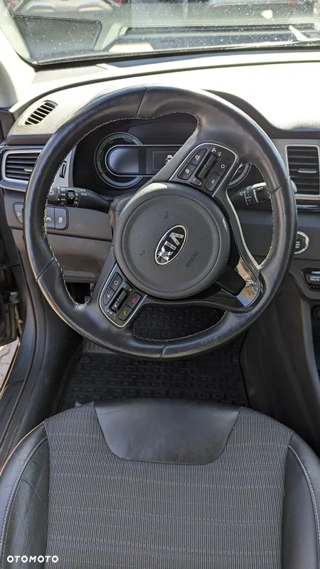 Kia Niro 1.6 GDI Hybrid L - 6