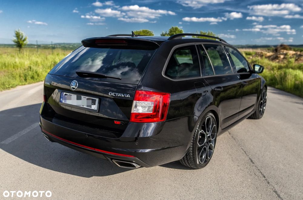 Skoda Octavia 2.0 TSI RS - 3