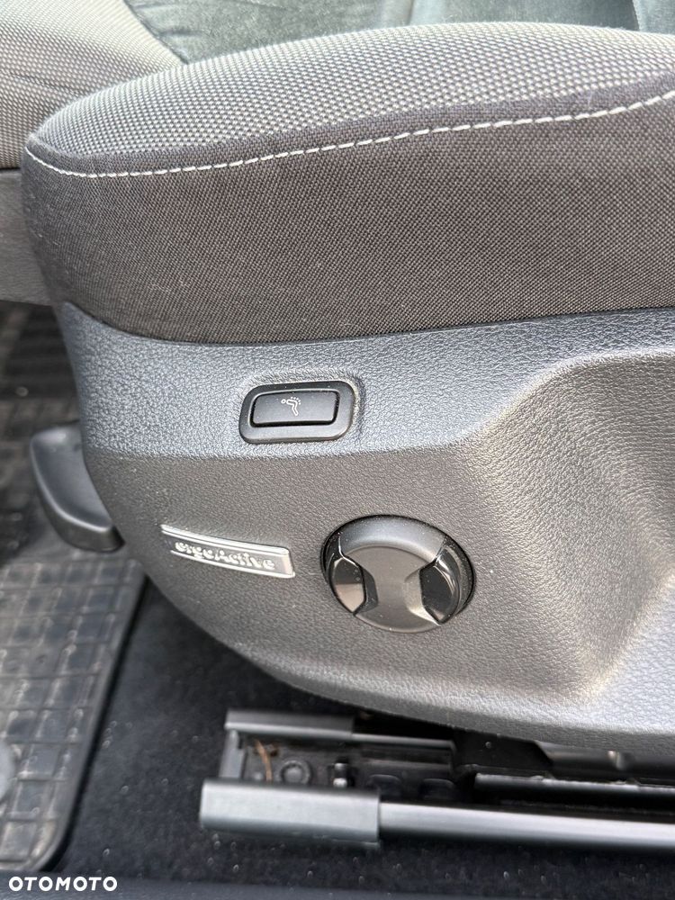 Volkswagen Golf 1.4 TSI BMT Highline DSG - 24