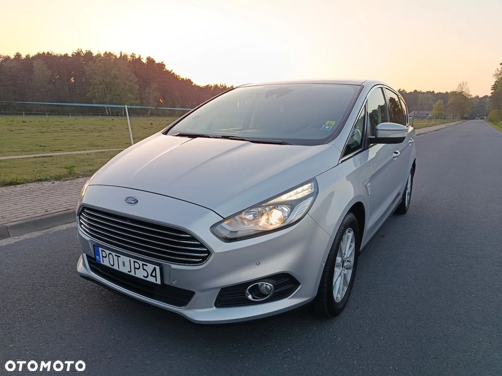 Ford S-Max - 23