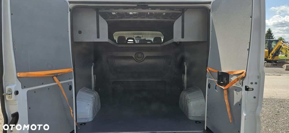 Opel Movano 2.2 DIESEL MultiCab L2H1 - 22