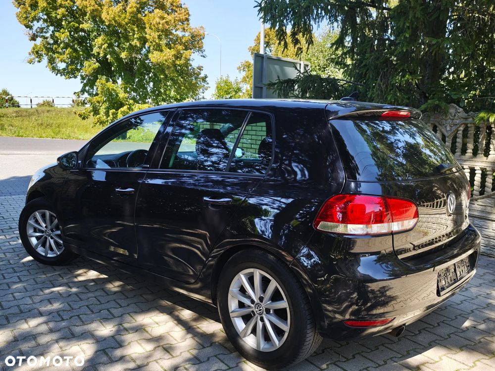 Volkswagen Golf - 2