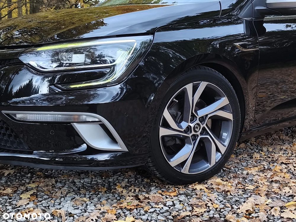 Renault Megane ENERGY TCe 205 EDC GT - 5