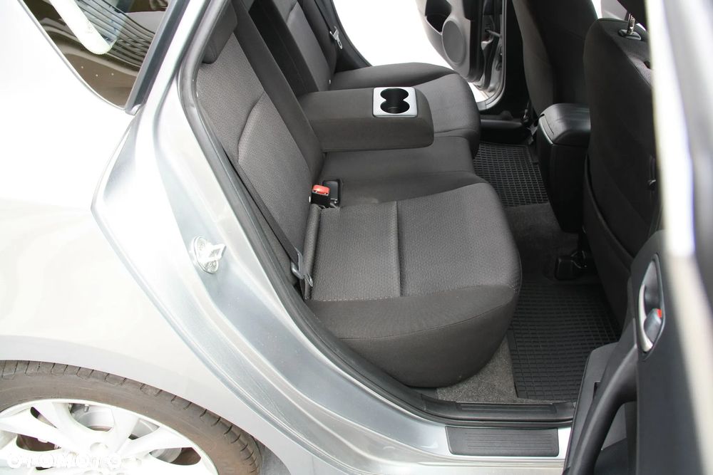 Mazda 3 2.0 MZR DISI High-Line - 21