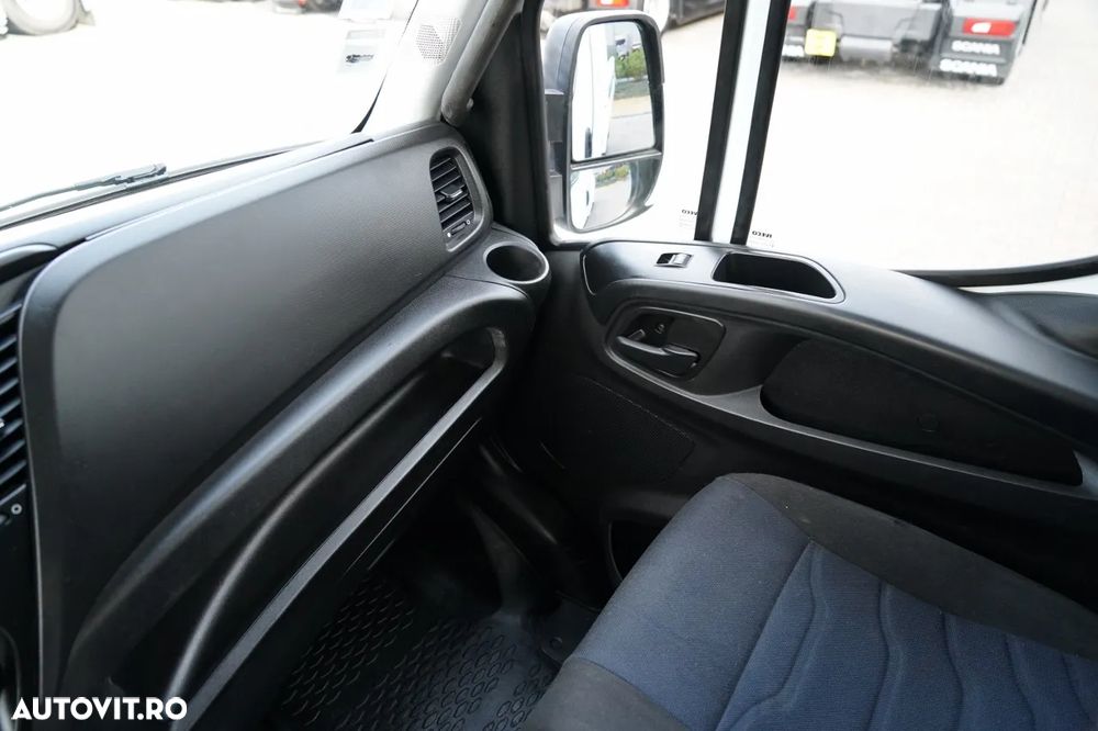 Iveco DAILY 35-150 / BASCULATOR SPATE / DUBLU / MANUAL / - 32