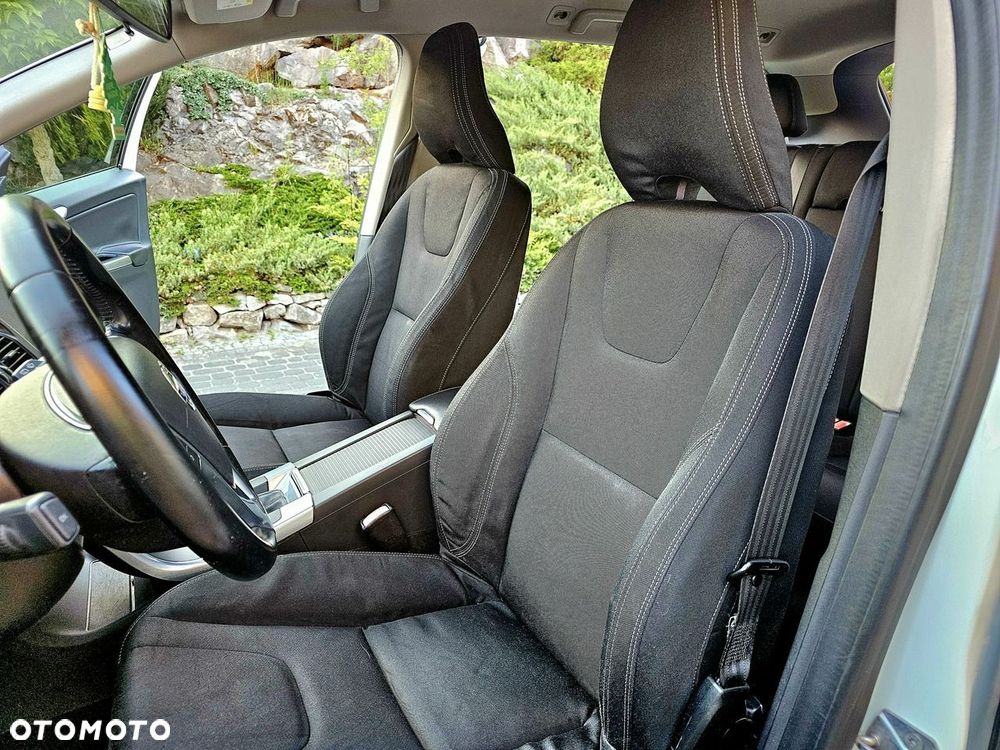 Volvo XC 60 - 10