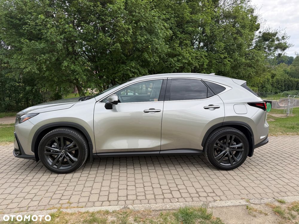 Lexus NX 450h+ Prestige AWD - 3