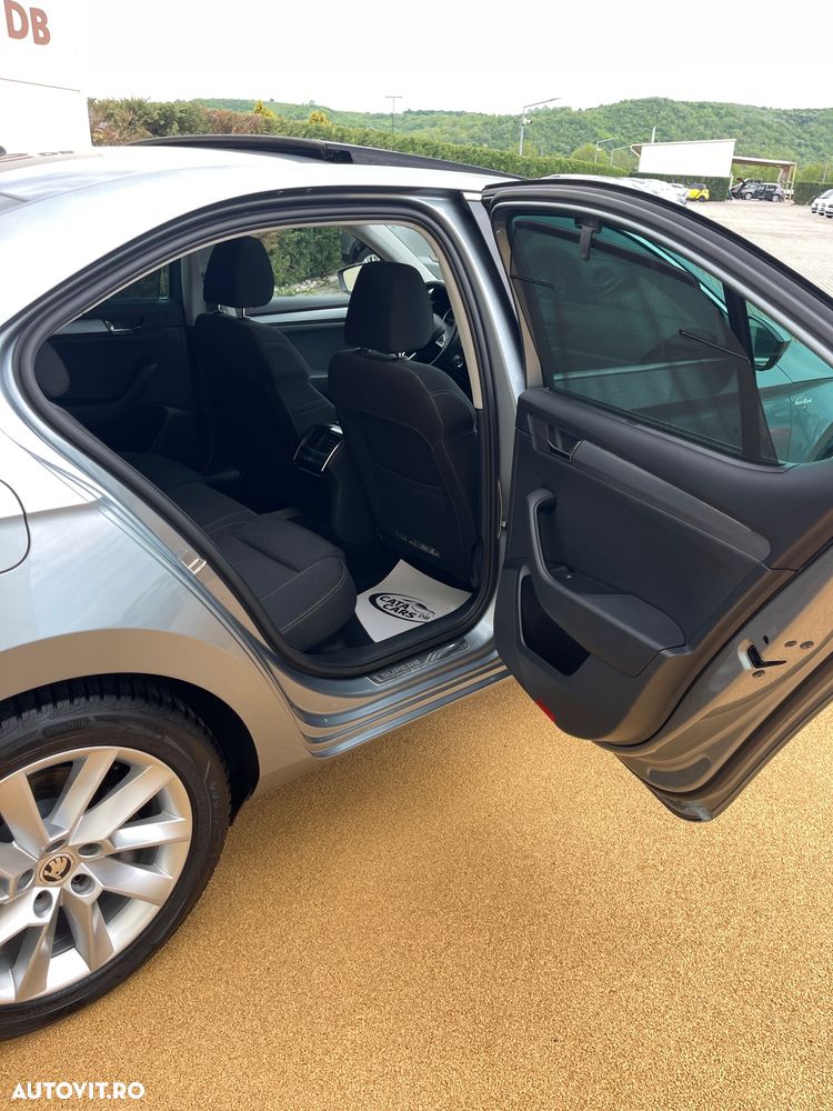 Skoda Superb 2.0 TDI 4X4 DSG Style - 22
