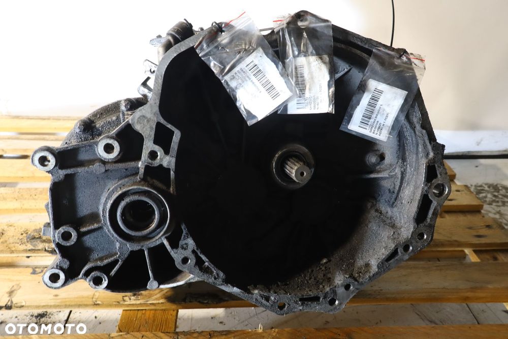 skrzynia biegów 5 biegowa - 1