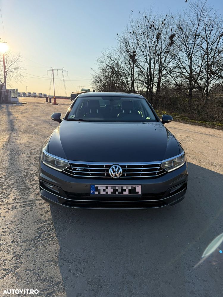 Volkswagen Passat - 2