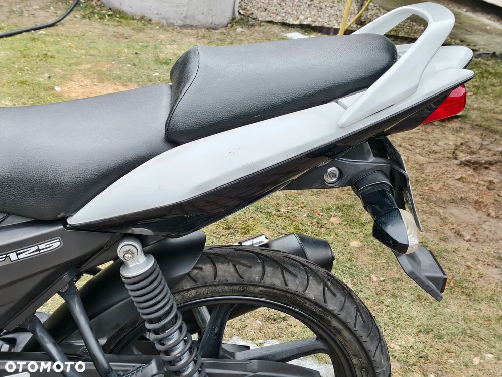 Honda CBF - 28