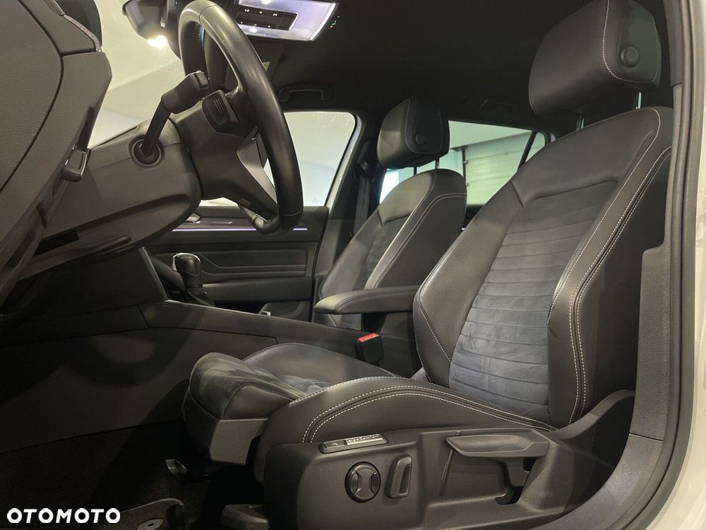 Volkswagen Passat Variant 2.0 TDI 4Mot Elegance DSG - 10