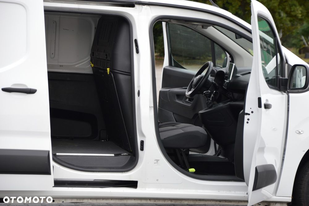 Toyota PROACE CITY LONG XL - 30
