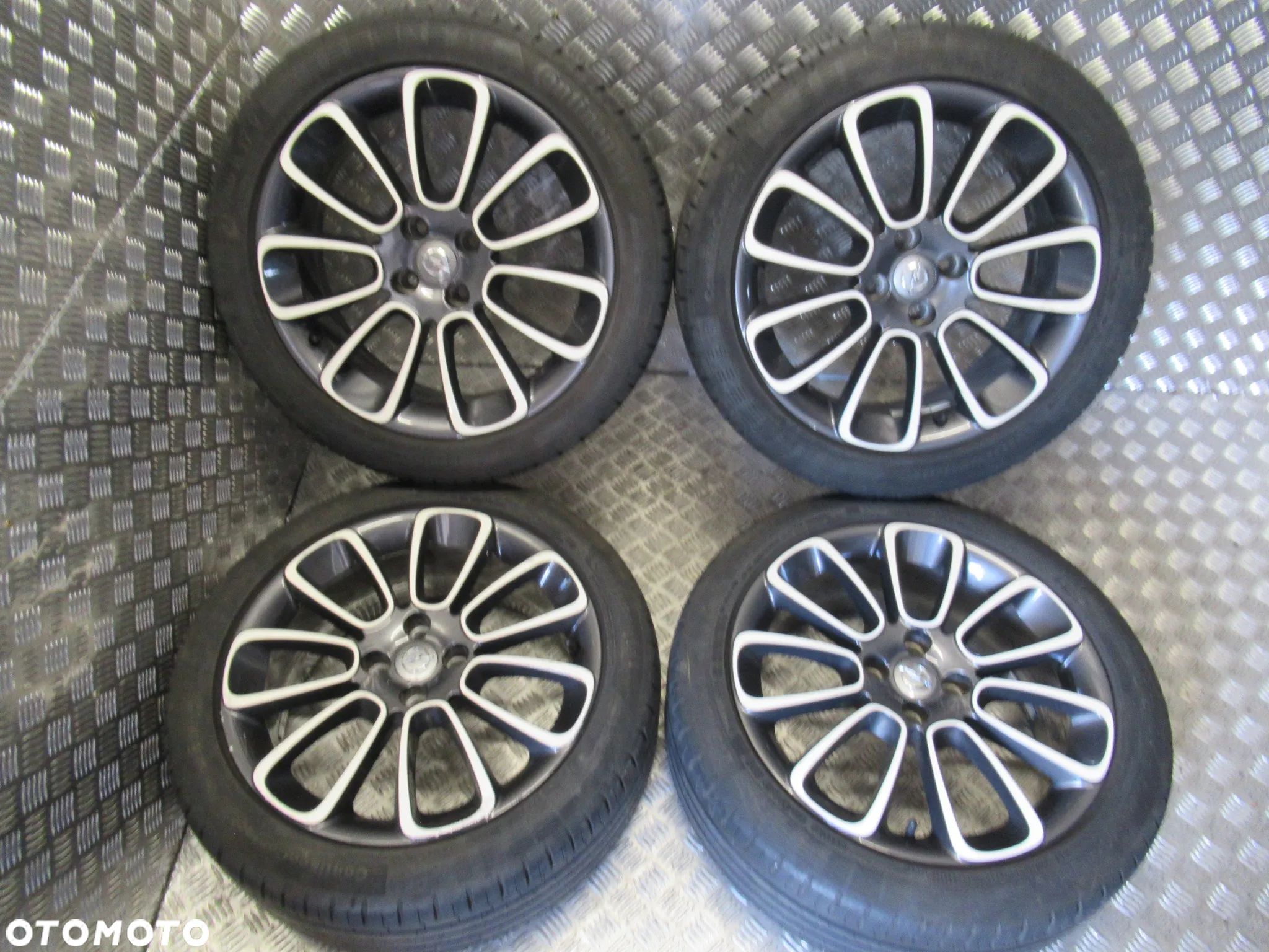 Koła Opel Adam Corsa E Adam Rocks 7Jx17 et44 4x100 CZUJNIKI - 1