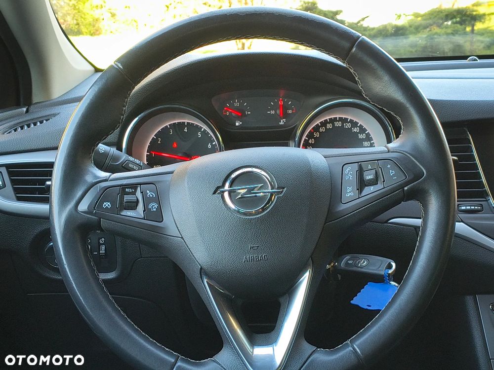 Opel Astra - 38