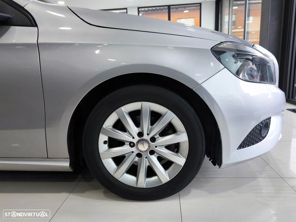 Mercedes-Benz A 180 - 9