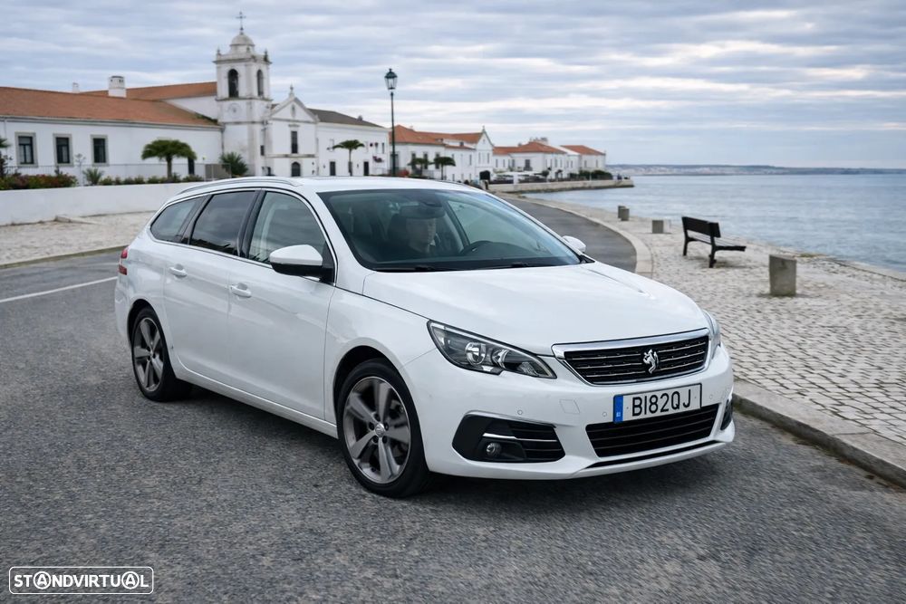 Peugeot 308 SW BlueHDi 130 EAT6 Stop & Start Allure Business-Pack - 2