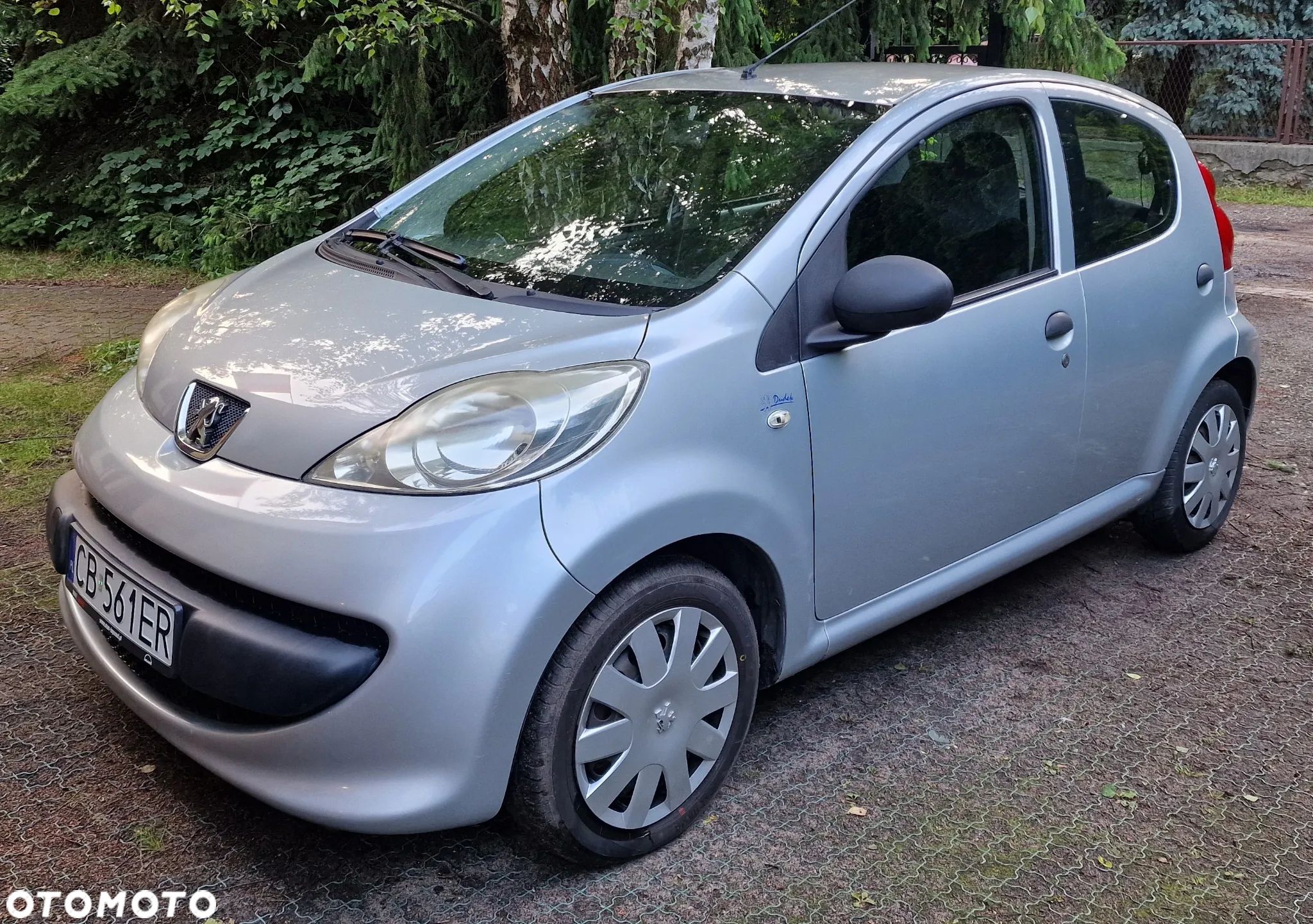 Peugeot 107 1.0 Happy - 1