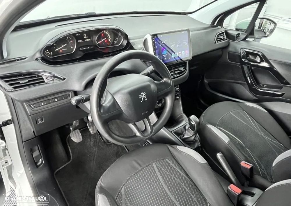 Peugeot 208 1.6 BlueHDi Active — fotografia 7