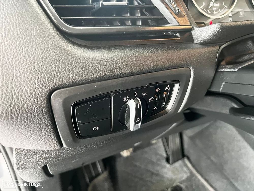 BMW 214 Active Tourer d Advantage - 17