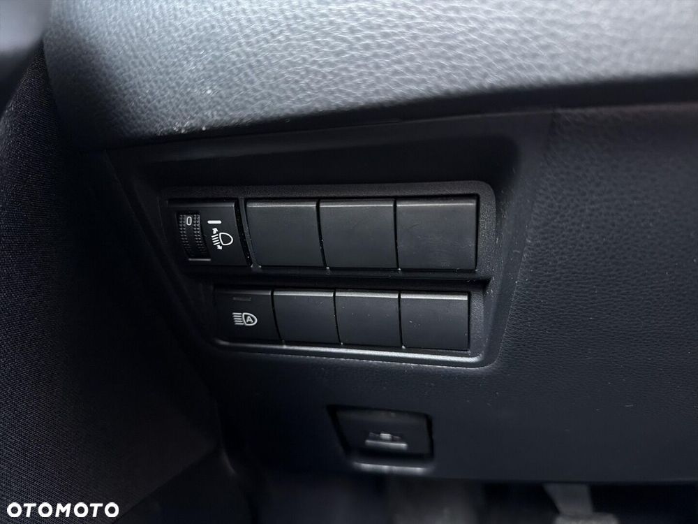 Toyota Yaris - 24