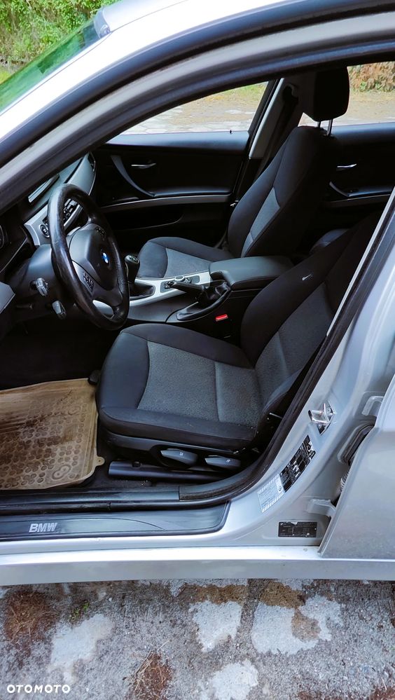 BMW Seria 3 320i - 8
