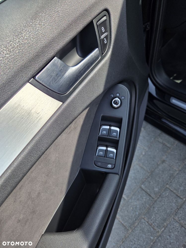 Audi A4 Avant 2.0 TFSI Quattro Line S tronic - 13
